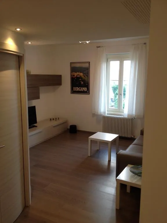 Apartamento Casa Maria Bérgamo 0*,  Italia